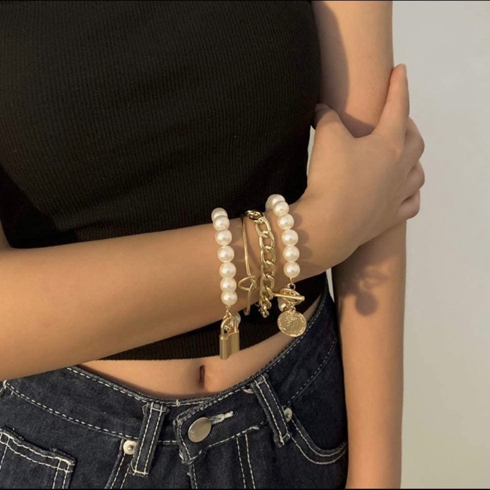 Dainty Boho Gold Pearls Chain Bracelets Set